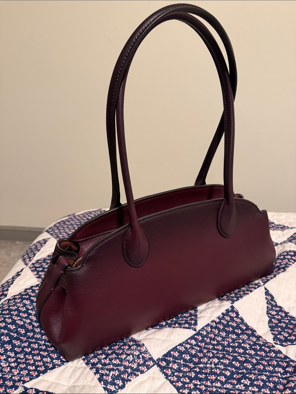 COACH Empire 34 in Merlot EUC - Picture 2 of 11